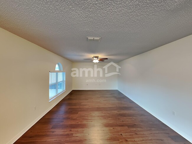 Photo - 5523 Ashleigh Park Dr