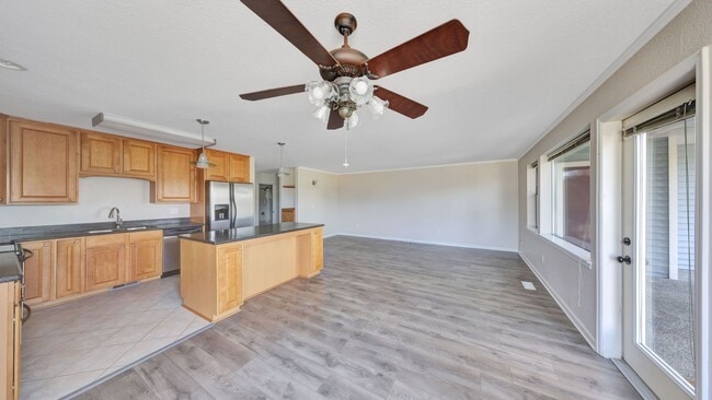 Photo - 2 Bed 2 Bath - Windjammer Park - Dog per Approval - NAS Whidbey
