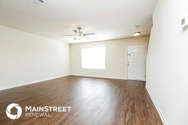 Photo - 2316 Bee Hive Dr