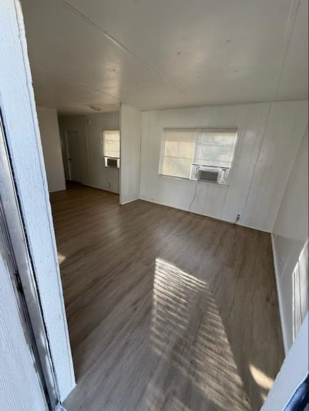 Photo - 215 Weeks Rd