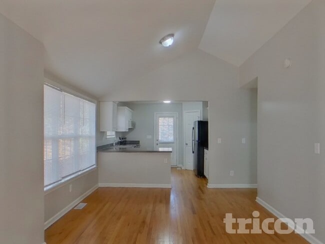 Photo - 125 St Andrews Pl Dr