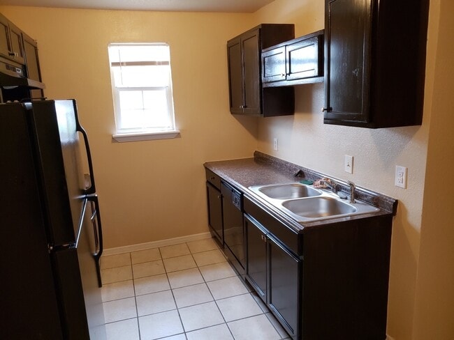 Photo - 2508-2510 Tierney Rd Unit 2510