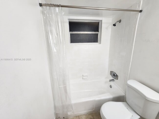 Photo - 8704 NW 35th St Unit 201