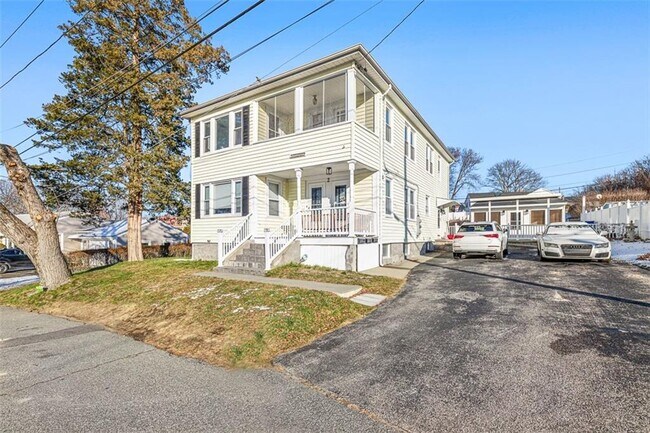 Photo - 2 Ann St Unit 2