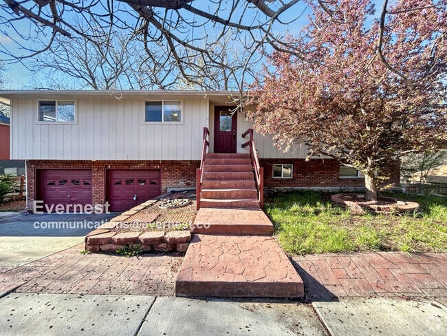 Building Photo - 2507 Flintridge Dr Rental