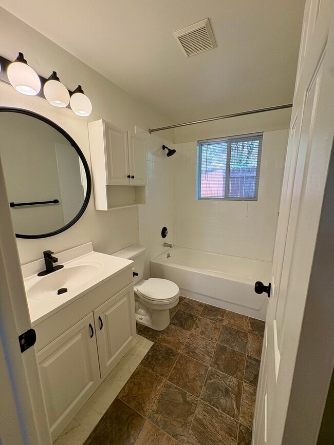 Photo - 102 W Cora Ave Unit 102