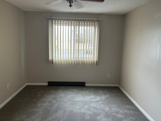 Photo - 6941 Plaza Dr