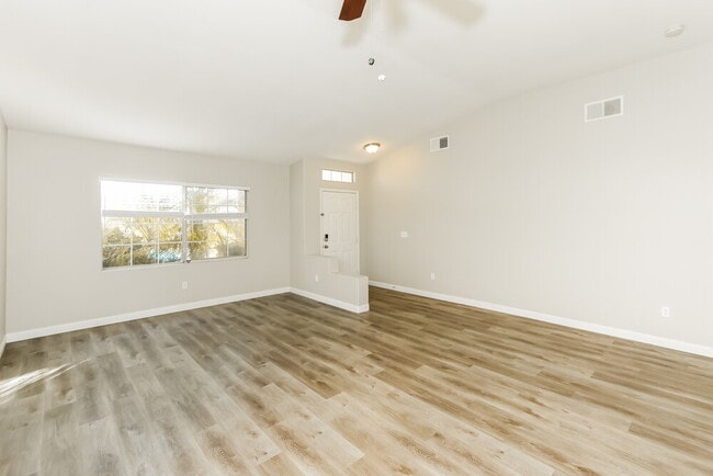 Photo - 5037 Via De Fortuna Way