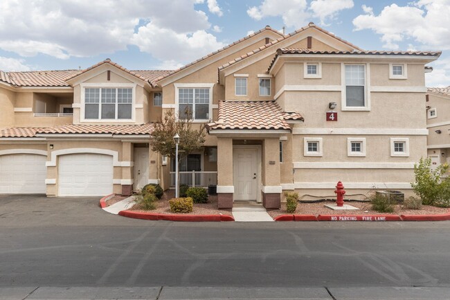 NORTHWEST 2 BEDROOM, 2 BATH CONDO IN GATED... - NORTHWEST 2 BEDROOM, 2 BATH CONDO IN GATED...