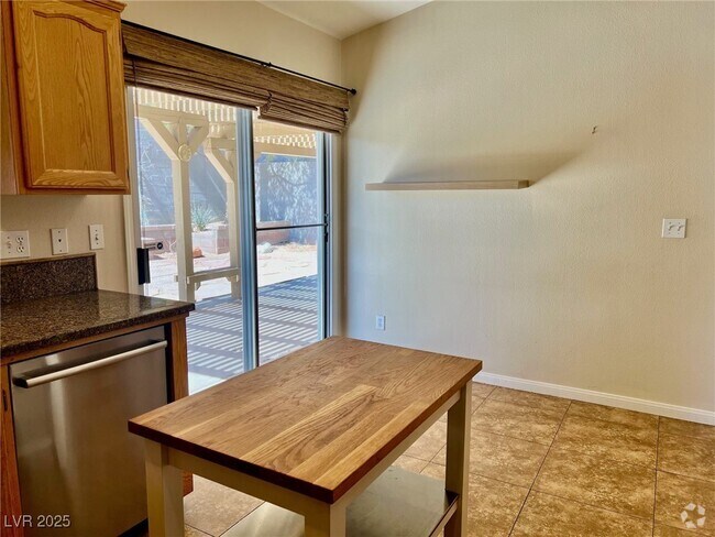 Building Photo - 10201 Waseca Ave Rental