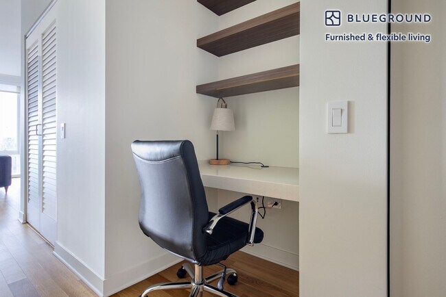 Photo - 340 E North Water St Unit FL43-ID999