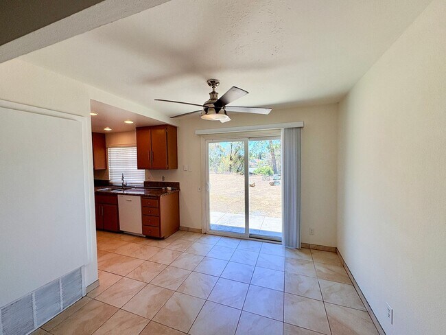 Photo - 4 Bedroom House in Spring Valley