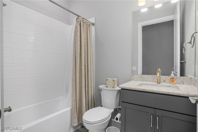 Building Photo - 21064 Hallandale Dr