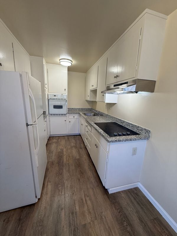 Photo - 1099 Roewill Dr