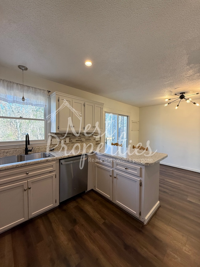 Photo - 241 Saddlebrooke Rd