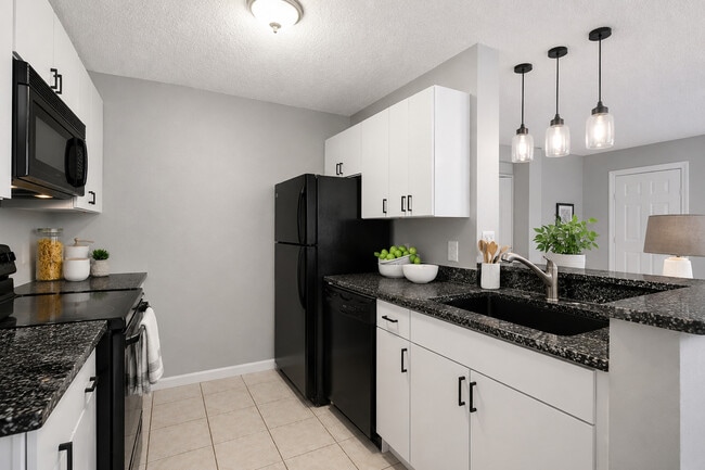 Glen Oaks Apartments***Rent Specials***
