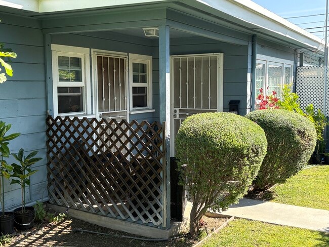 Photo - 1312 N Kenwood St Unit 1312 N Kenwood St