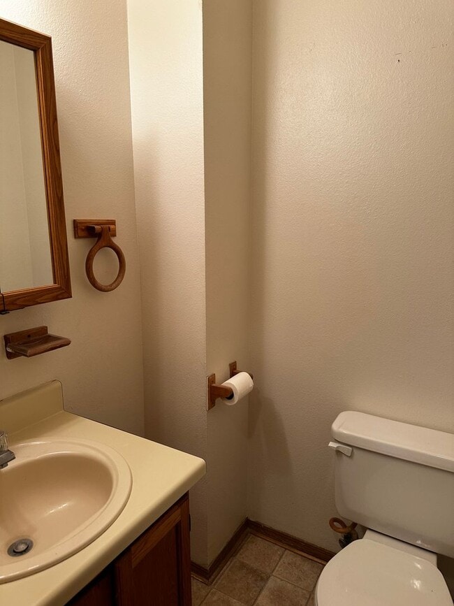 Photo - Nice 2 bedroom townhome on Soaring Eagle!