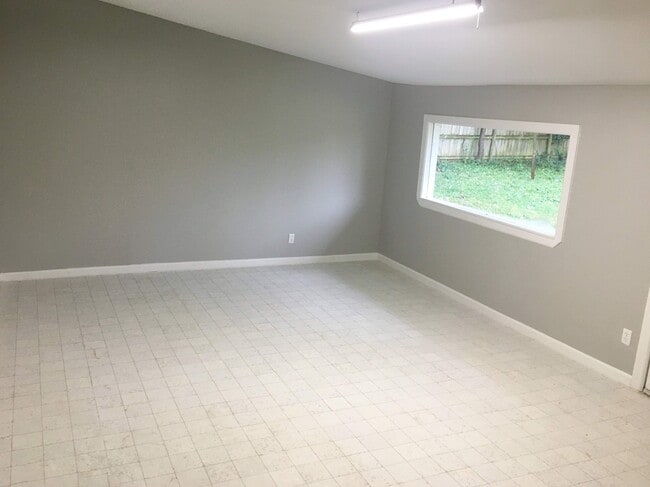 Photo - 902 S 10th St