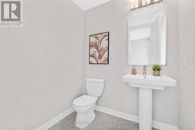 Photo - 30 Chasing Grv