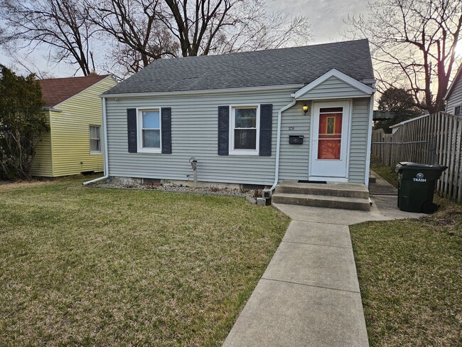 Newly renovated 2 bed, 1 bath. South side ... - Newly renovated 2 bed, 1 bath. South side ... House