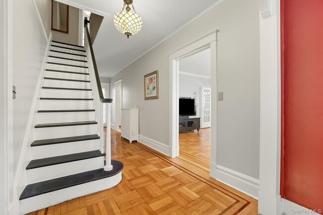 Photo - 1 Lynwood Rd