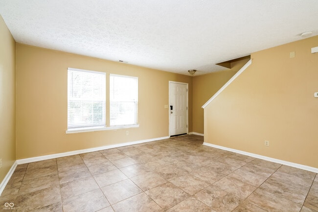 Photo - 2146 Rosswood Blvd