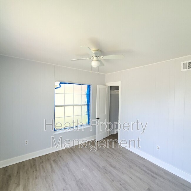 Photo - 1735 25th St S