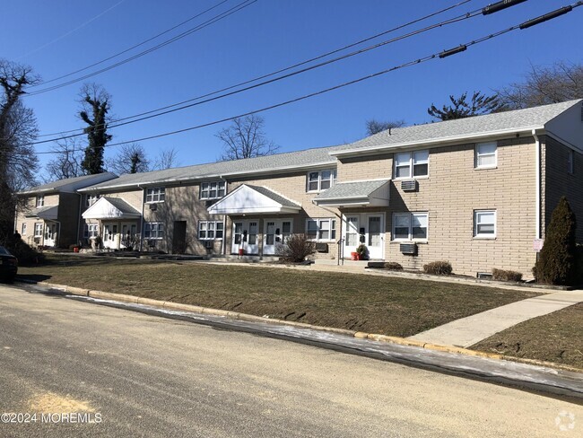 Building Photo - 701 New York Ave Unit #6 Rental