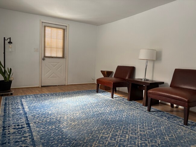 Photo - 556 Hartmann Ln