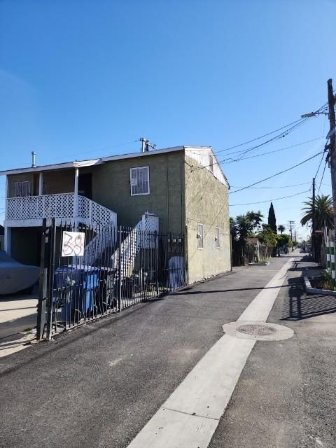 Photo - 1124 E 40th Pl Apartment