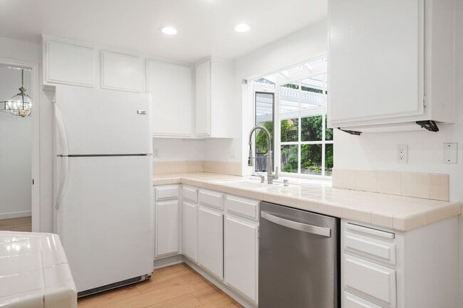 Photo - 4139 Lost Springs Dr