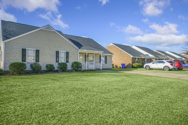 Photo - 3418 Pear Tree Court Unit B