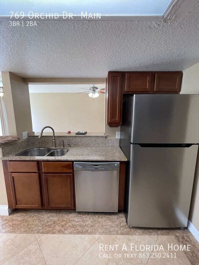 Photo - 769 Orchid Dr