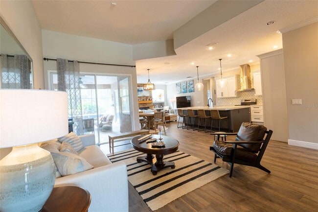 Photo - 1084 Shadowmoss Cir