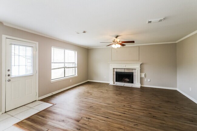 Photo - 20006 Brandon Oaks Way