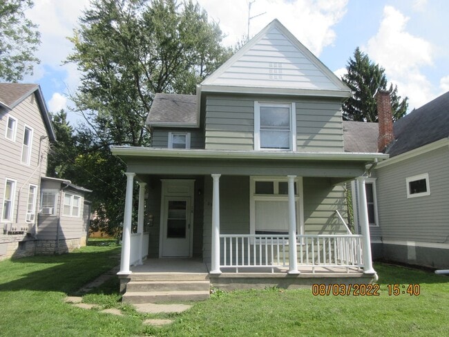 Building Photo - 832 Columbia Ave Unit Apt 1B