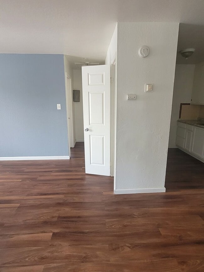 Photo - 3900 43rd Ave Unidad 4