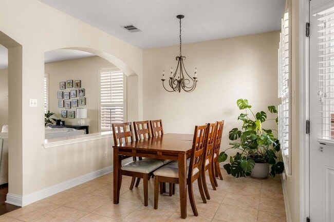 Photo - 1821 Village Oak Ct