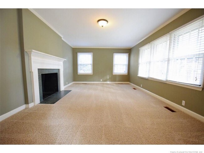 Photo - 2218 Mirror Lake Dr