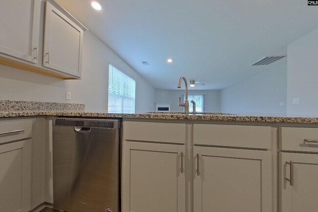 Photo - 122 Denali Cir