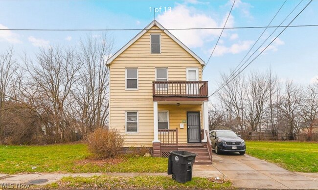 Photo - 3862 E 57th St Unidad 2