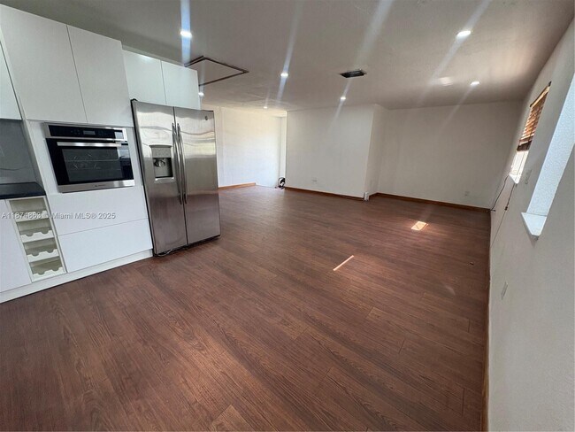 Photo - 3291 SW 25th St