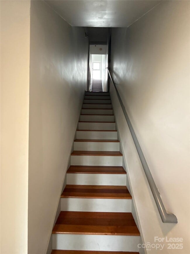 Photo - 291 McDonald Ave