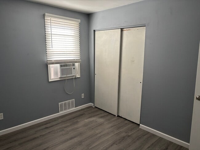 Photo - 1170 Gershal Ave