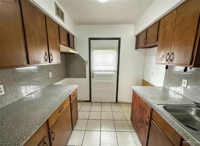 Photo - 11 W Nolana Ave Unit B