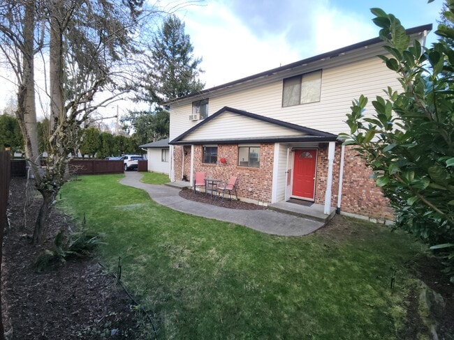 Photo - 38 NE 143rd Ave