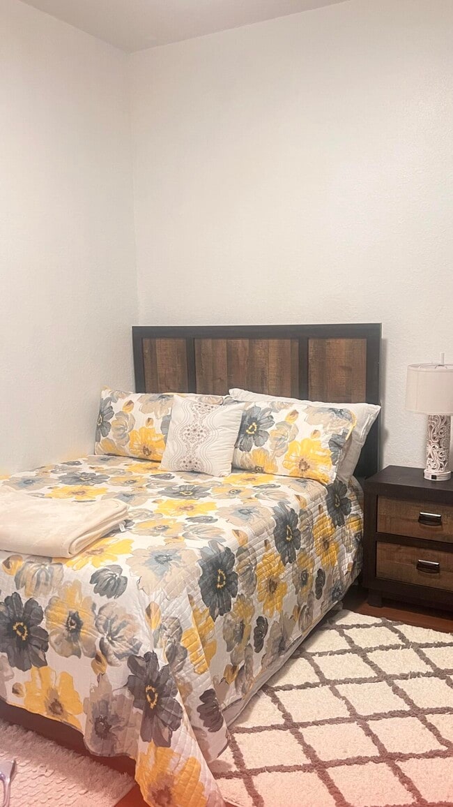 Building Photo - 4091 Plumbago Pl