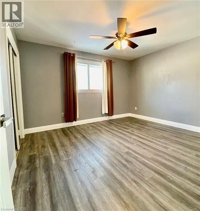 Photo - 7016 Hagar Ave