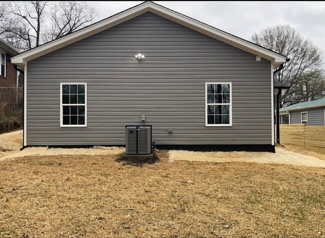 Photo - 1110 Thurmond St
